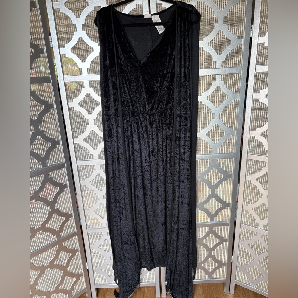 Women’s Greek Goddess Halloween Costume Black Velvet Maxi Dress